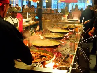 Qué ver y hacer en Hudson Yards - Mercado Little Spain