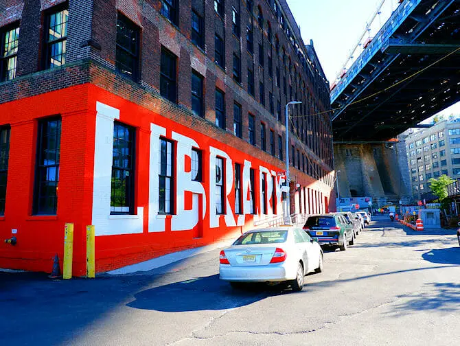 Qué ver y hacer en Dumbo - Library