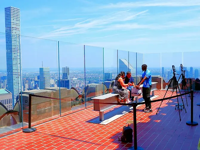 Tickets para el Top of the Rock en Nueva York - The Beam