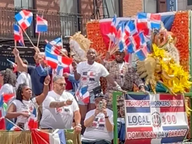 Dominican Day Parade en Nueva York - Carroza